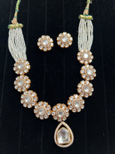 Load image into Gallery viewer, Polki kundan necklace
